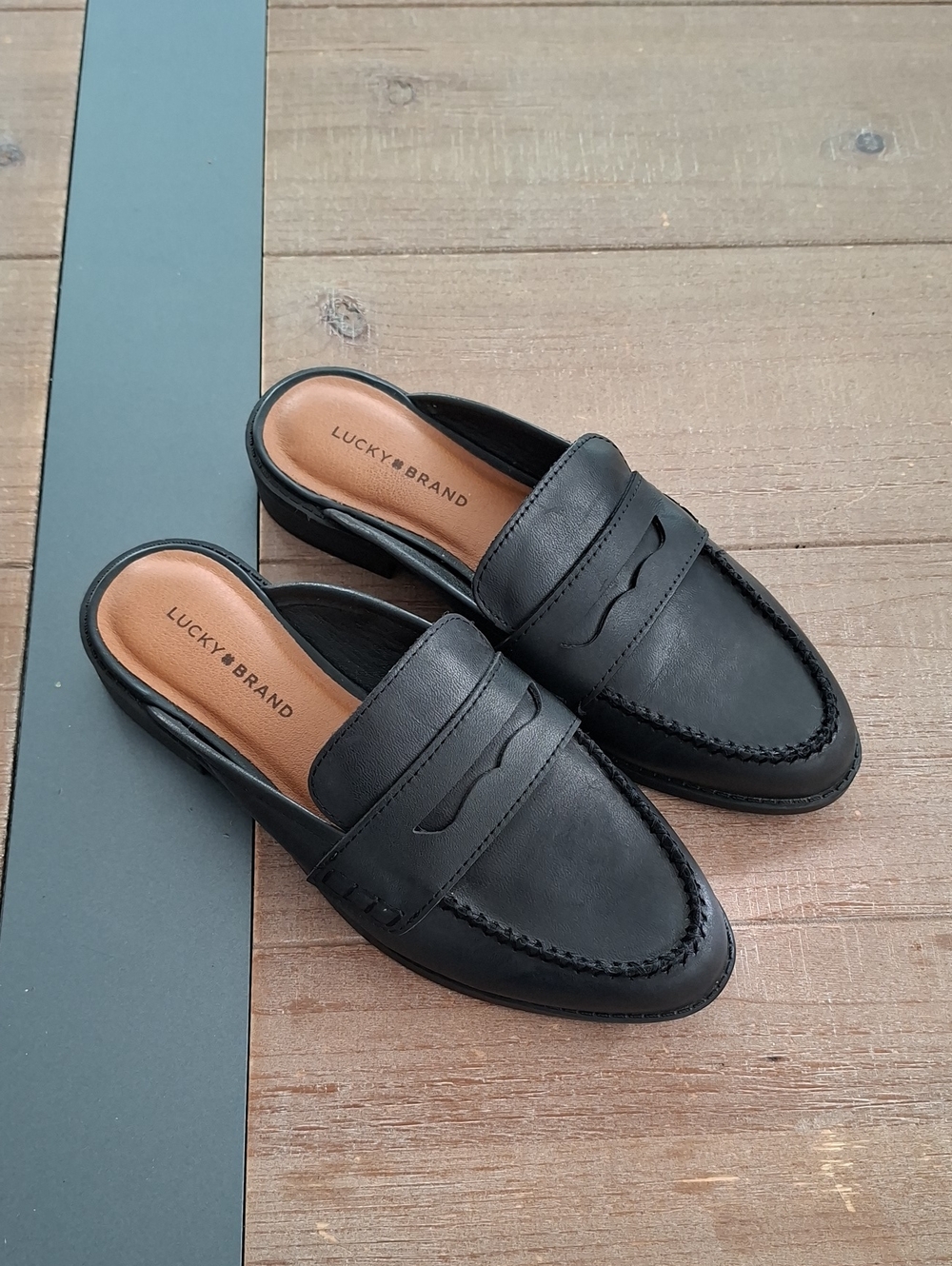 Lucky Brand Classic Black Neutral Leather Penny Loafer Mules (Size US 6)